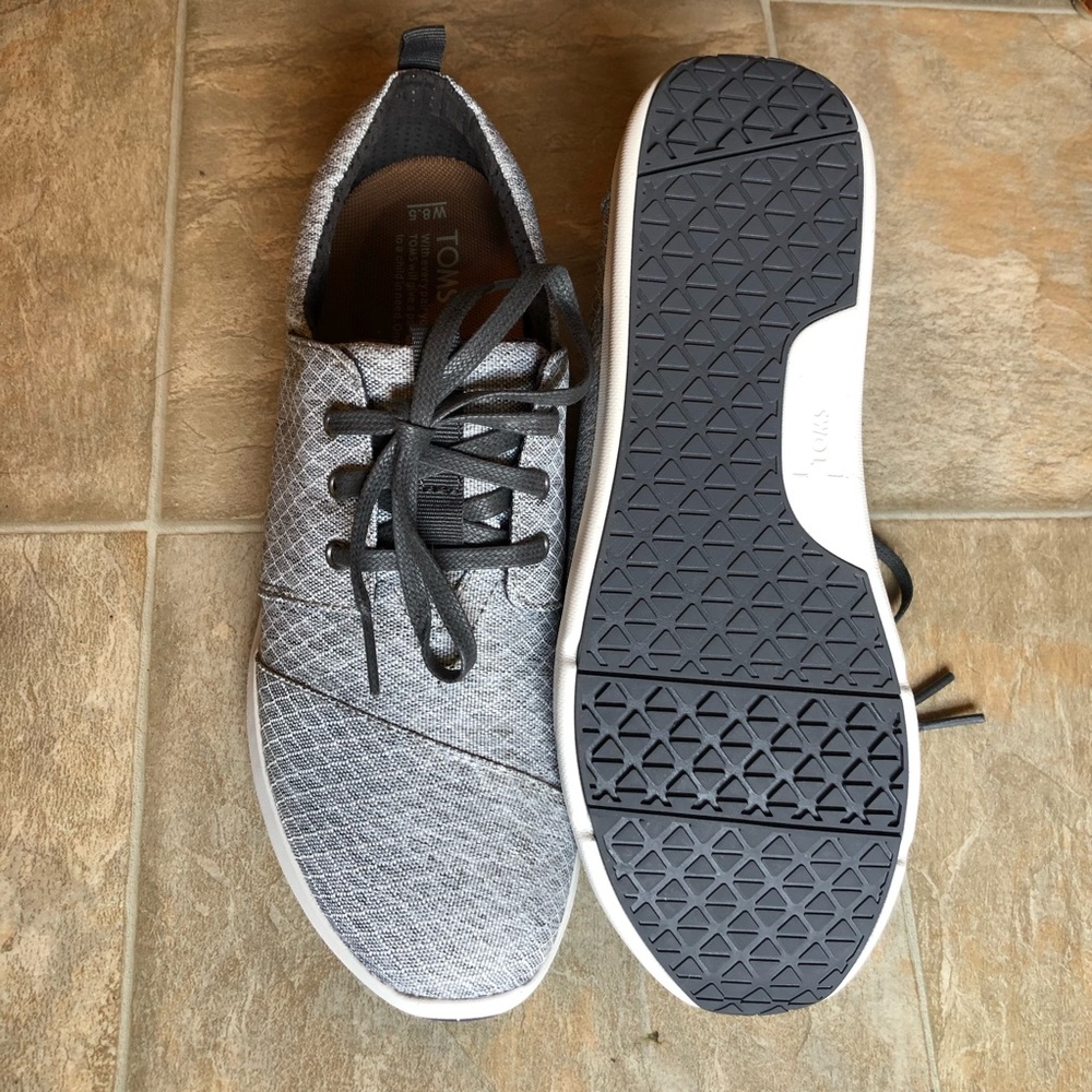 Toms Del Rey NWT